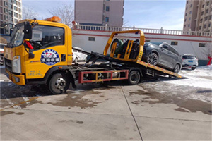 君山救援拖车费用怎么算